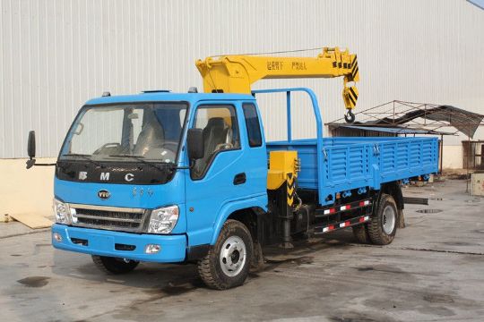 點擊查看詳細信息<br>標題：東風隨車吊 閱讀次數：3102