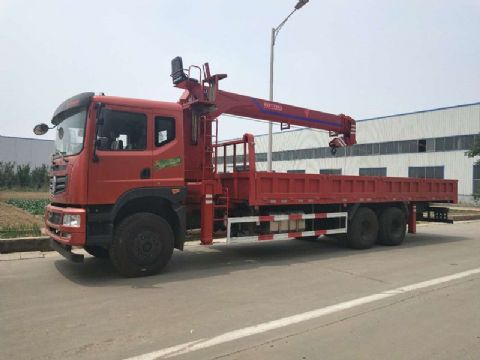 點擊查看詳細信息<br>標題：12噸東風隨車吊 閱讀次數：1826