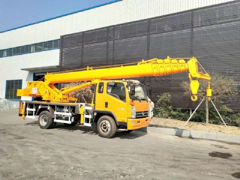 點擊查看詳細信息<br>標題：12噸凱馬汽車吊 閱讀次數：2062